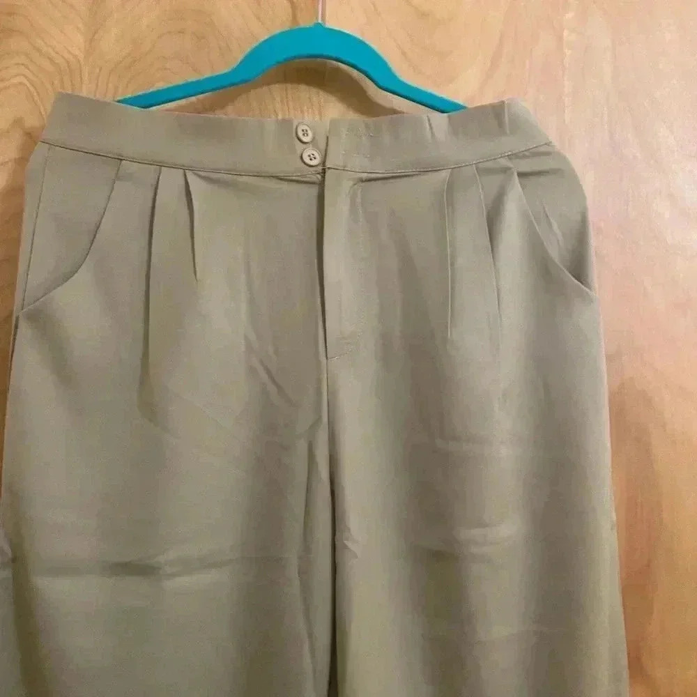 Source Unknown Women's Trousers In Tan And White - image 3